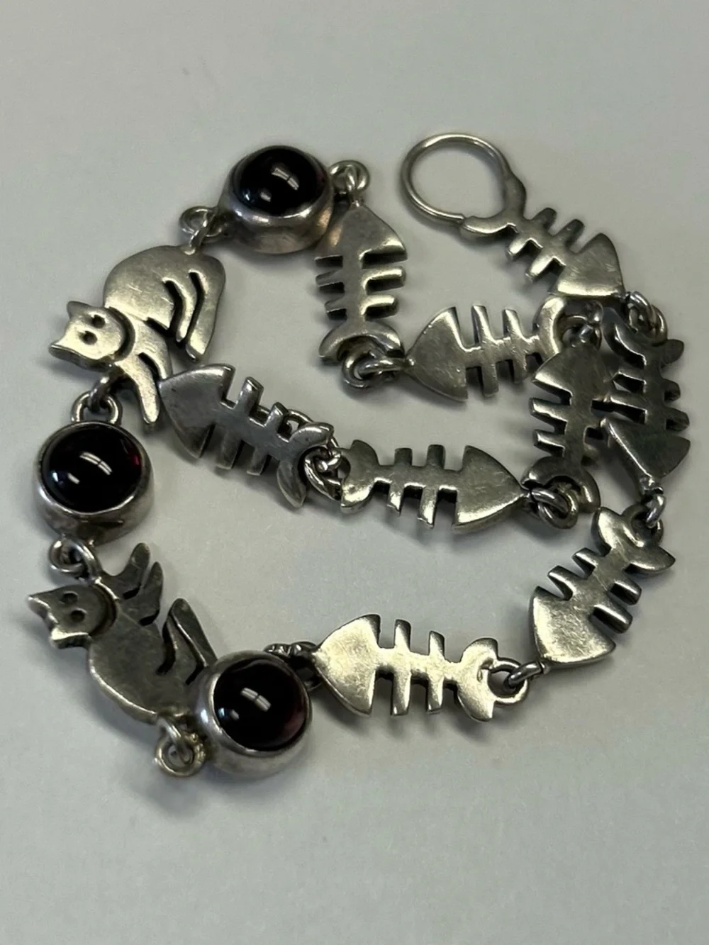 Vintage Fish bones cat garnet gemstone link bracelet sterling silver 925 - Picture 5 of 16